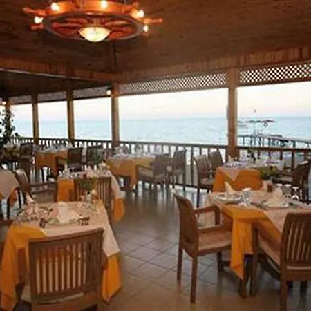 Отель Majesty Club Kemer Village Гёйнюк